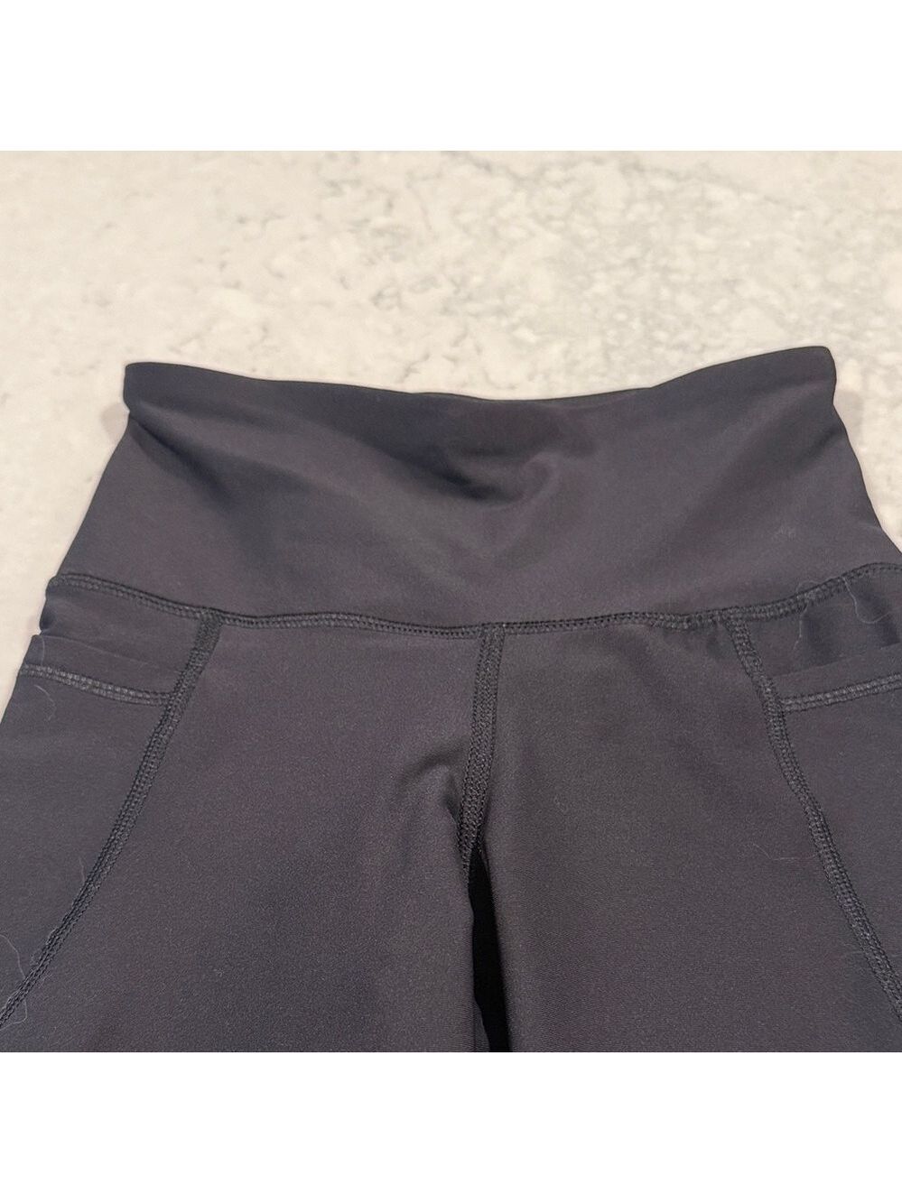 Old Navy Powersoft High Rise Leggings XS Black - Picture 2 of 9